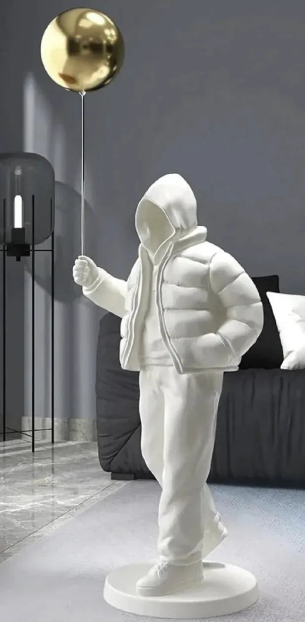 luxuswerbung-persoenlichkeiten-jungen-skulptur-xxl - Luxuswerbung.de