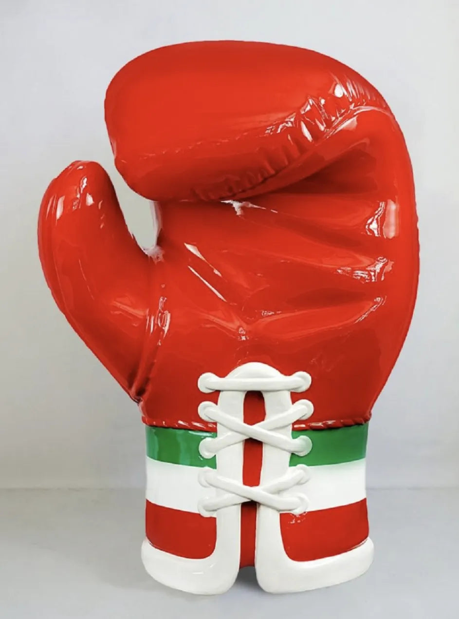 luxuswerbung-white-label-sport-skulpturen-boxen-boxsport-boxhandschuh-individuell-logo-design - Luxuswerbung.de